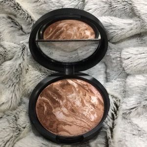 Laura Geller Bronze n Brighten